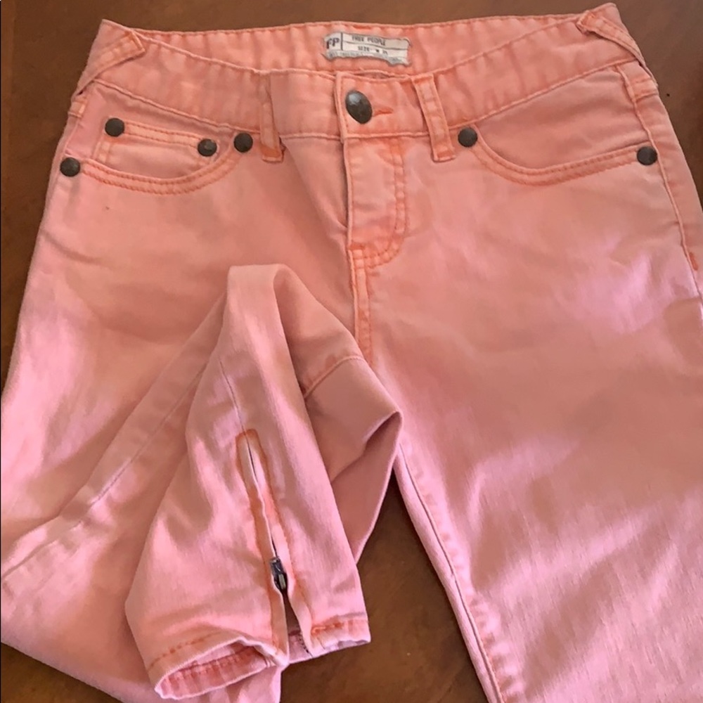 Free People Ankle Denim, gorgeous Peach Color!